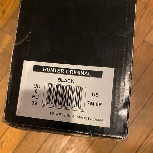 HUNTER Tall Black Rain boots (W size 8) - Picture 11 of 11